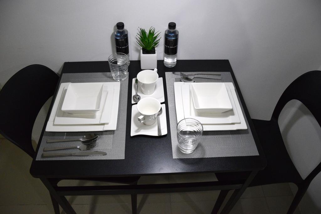Jazz Makati Luxury Apartment Manila Exteriör bild