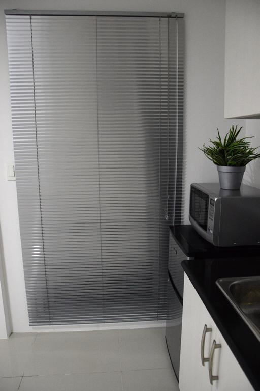 Jazz Makati Luxury Apartment Manila Exteriör bild