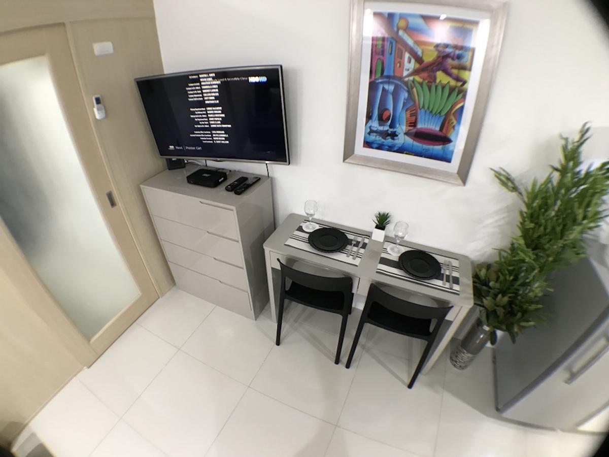 Jazz Makati Luxury Apartment Manila Exteriör bild