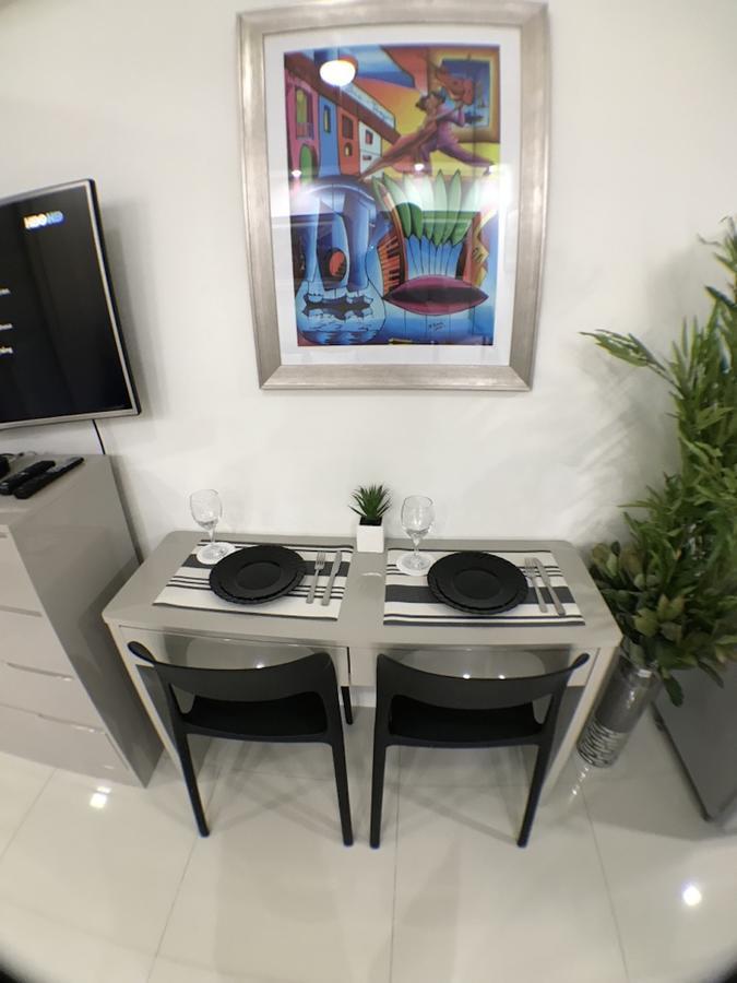 Jazz Makati Luxury Apartment Manila Exteriör bild